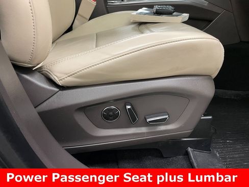 Used 2020 Ford Explorer Platinum image 14