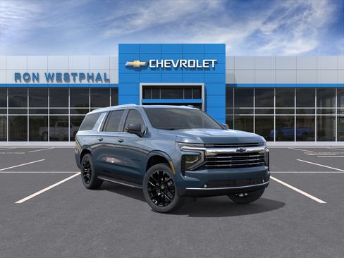 New 2026 Chevrolet Suburban LT w/ Comfort Package AWD/4WD image 1