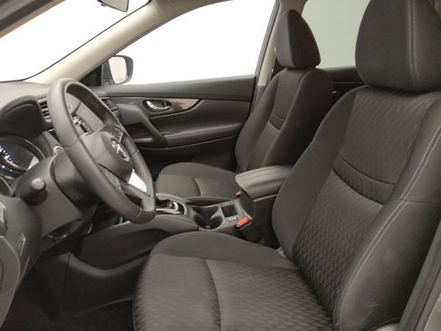 Used 2018 Nissan Rogue SV w/ Premium Package AWD/4WD image 17