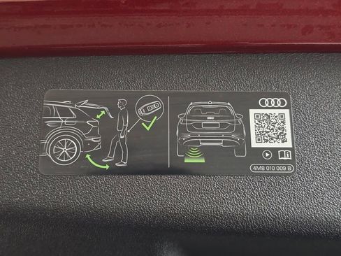 Certified 2025 Audi Q5 Prestige image 11