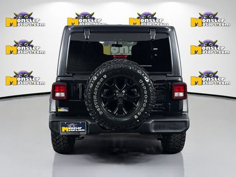 Used 2023 Jeep Wrangler Unlimited Sport AWD/4WD image 6
