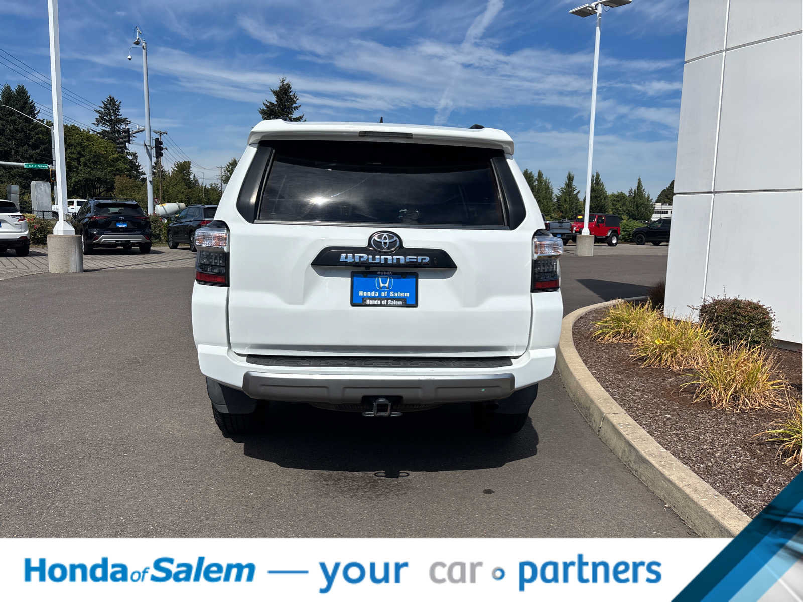 Used 2022 Toyota 4Runner TRD Off-Road Premium AWD/4WD image 5