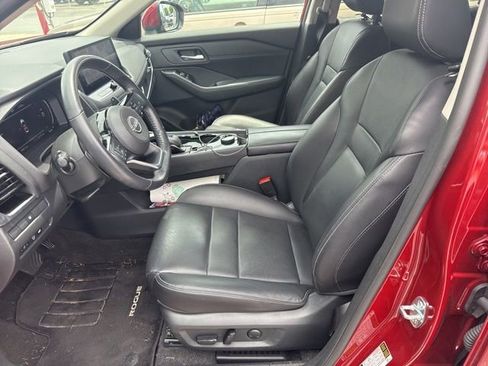 Certified 2024 Nissan Rogue SL w/ SL Premium Package AWD/4WD image 2