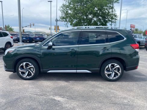 Used 2024 Subaru Forester Touring w/ POP Package 3 AWD/4WD image 4