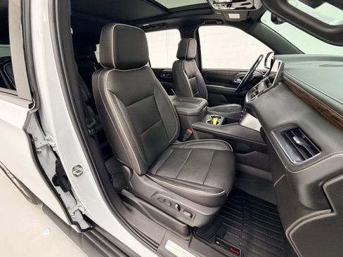Used 2023 Chevrolet Tahoe High Country AWD/4WD image 31