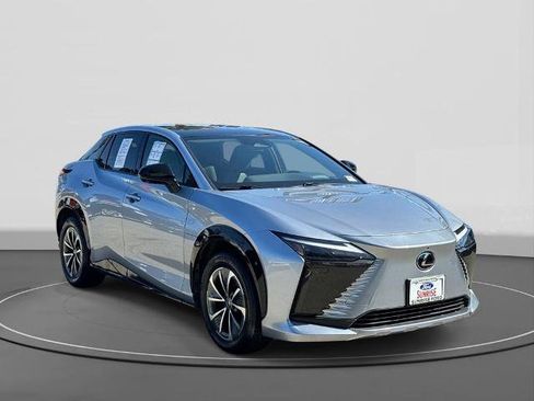 Used 2023 Lexus RZ 450e Premium w/ Technology Package AWD/4WD image 4