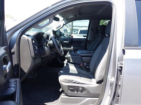 Used 2021 Chevrolet Silverado 1500 Custom AWD/4WD image 17