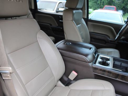 Used 2015 GMC Sierra 2500 Denali w/ Duramax Plus Package AWD/4WD image 23