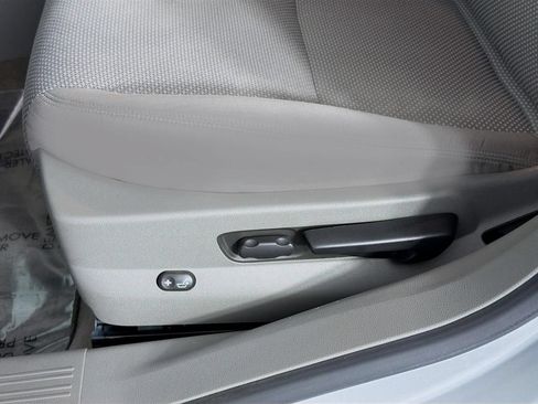 Used 2012 Chevrolet Malibu LS FWD image 34