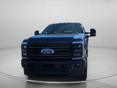 New 2026 Ford F350 Platinum w/ FX4 Off-Road Package AWD/4WD image 6