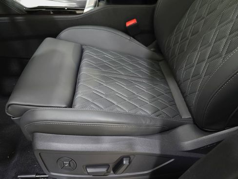 New 2026 Audi SQ5 Prestige AWD/4WD image 27