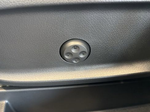 Certified 2025 Mercedes-Benz GLA 250 image 15