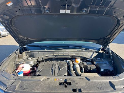 Used 2025 Hyundai Santa Fe SEL FWD image 33
