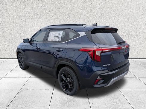 New 2026 Kia Seltos EX FWD image 5