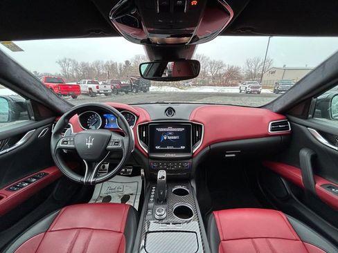 Used 2020 Maserati Ghibli S GranSport Q4 image 2