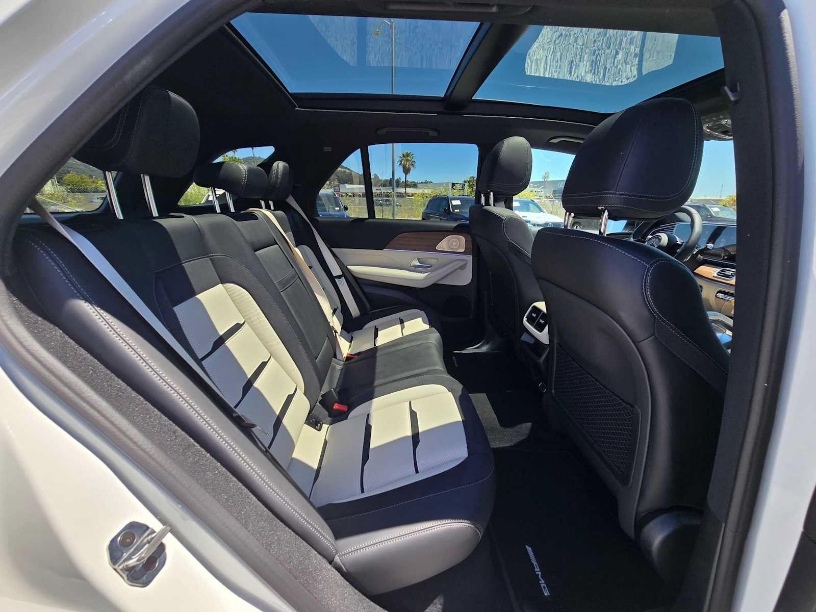 New 2026 Mercedes-Benz GLE 53 AMG 4MATIC image 12