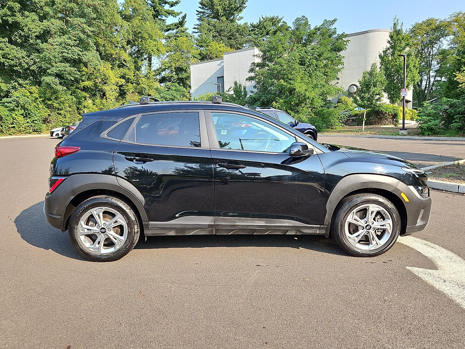 Used 2023 Hyundai Kona SEL AWD/4WD image 7
