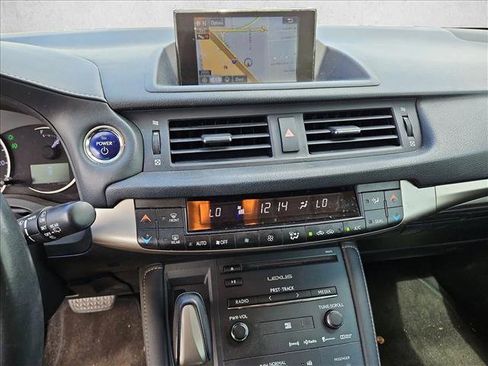 Used 2014 Lexus CT 200h image 15