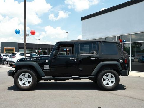 Used 2012 Jeep Wrangler Unlimited Sport AWD/4WD image 9