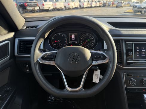 Used 2021 Volkswagen Atlas Cross Sport S FWD image 18