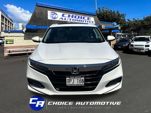 Used 2018 Honda Accord Touring image 10