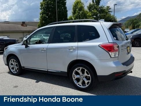 Used 2018 Subaru Forester 2.5i Touring w/ Popular Package #2 AWD/4WD image 7