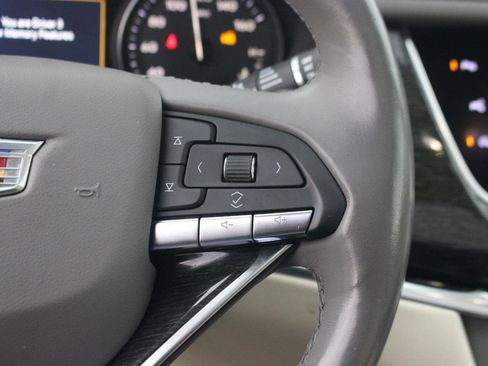 Used 2020 Cadillac XT6 Premium Luxury image 19