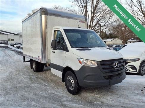 Used 2023 Mercedes-Benz Sprinter 3500 image 12
