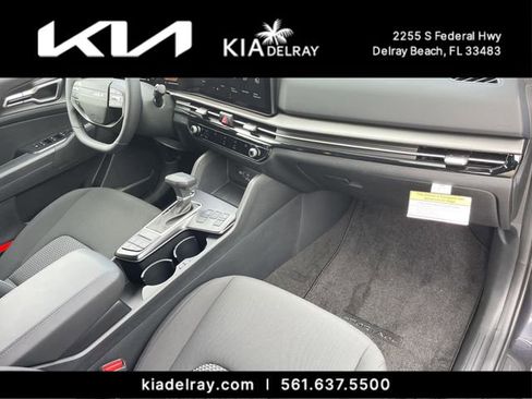 New 2026 Kia Sportage LX FWD image 10