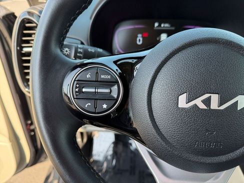 Used 2024 Kia Soul EX FWD image 15
