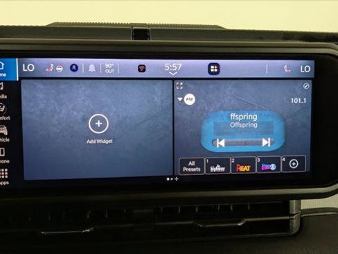 Used 2025 Jeep Wrangler Unlimited Sahara AWD/4WD image 28