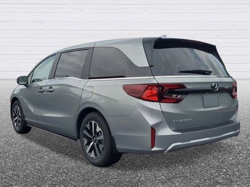 New 2026 Honda Odyssey EX-L image 2