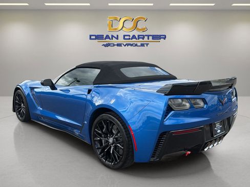 Used 2015 Chevrolet Corvette Z06 w/ 3LZ Preferred Equipment Group RWD image 20
