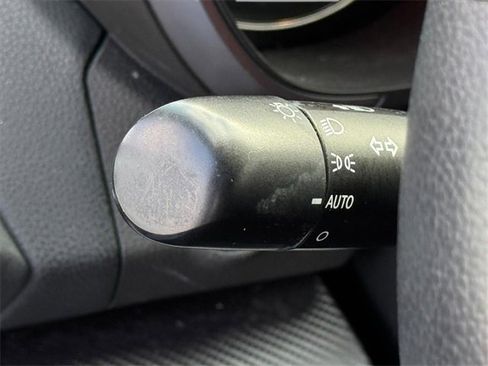 Used 2020 Subaru Impreza 2.0i Sport image 13