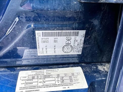 Used 2023 Nissan Maxima SL FWD image 3