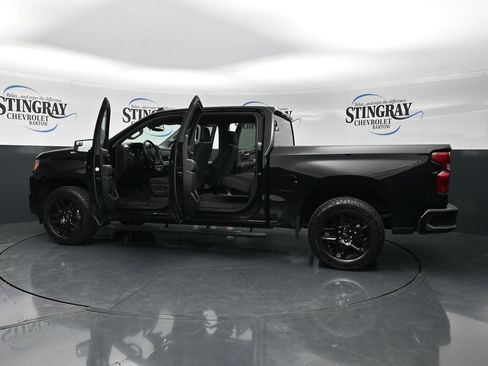 Certified 2025 Chevrolet Silverado 1500 Custom w/ LPO, Dark Essentials Package AWD/4WD image 40