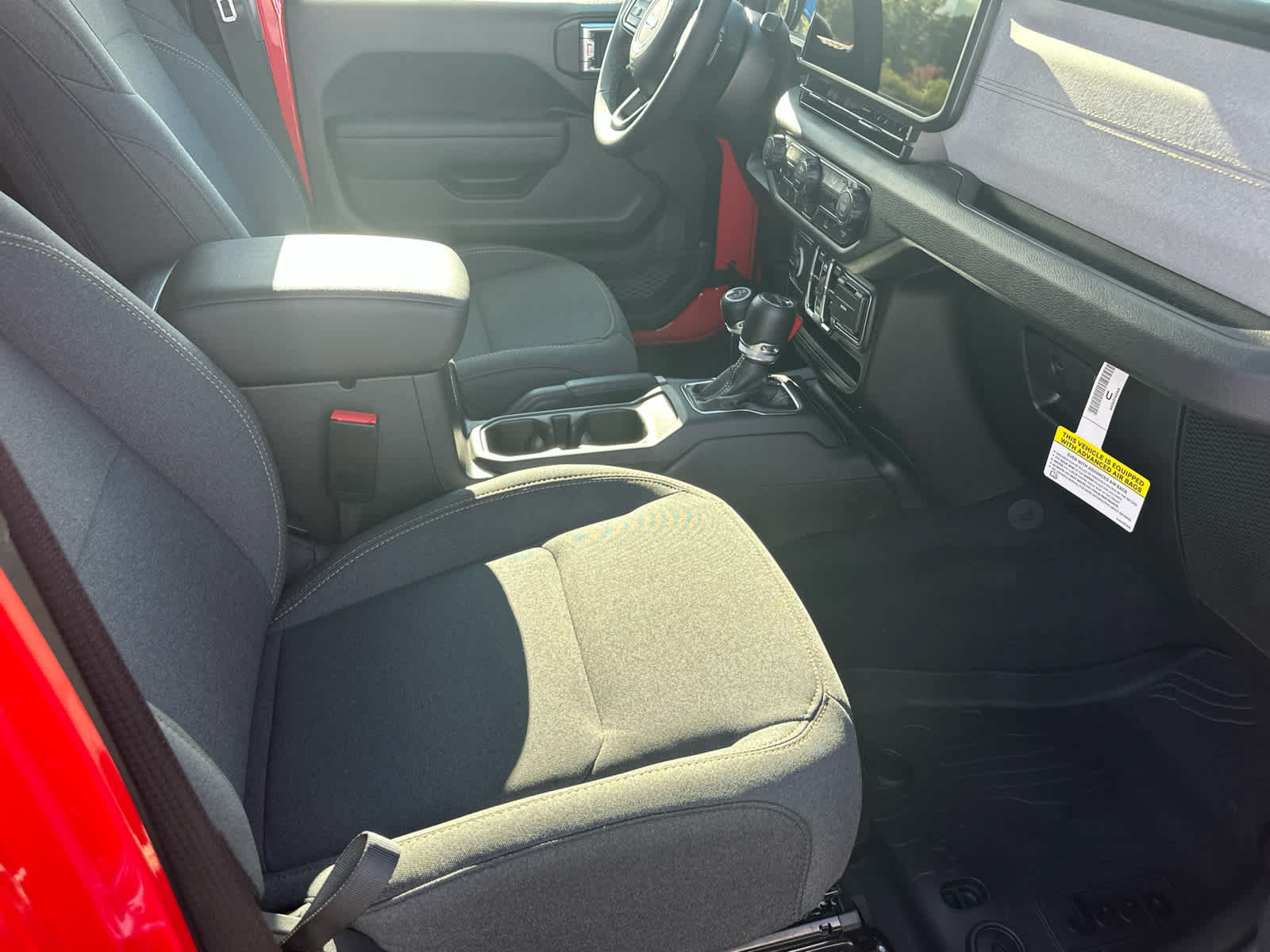 New 2025 Jeep Gladiator Sport AWD/4WD image 11