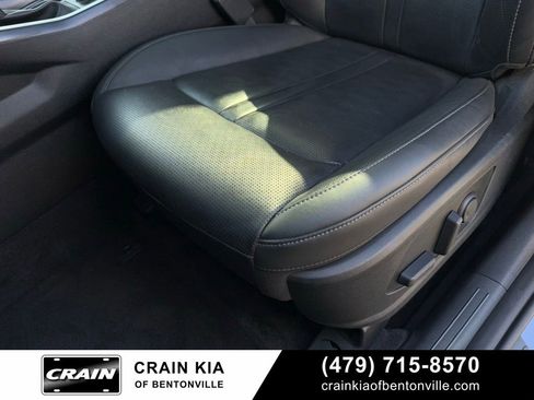Used 2024 Kia Sorento S w/ Panoramic Sunroof Package FWD image 25