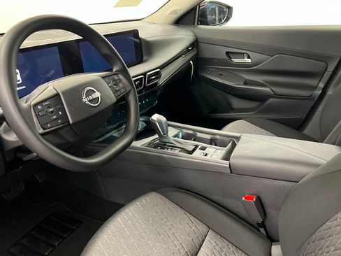 New 2026 Nissan Sentra SV FWD image 15