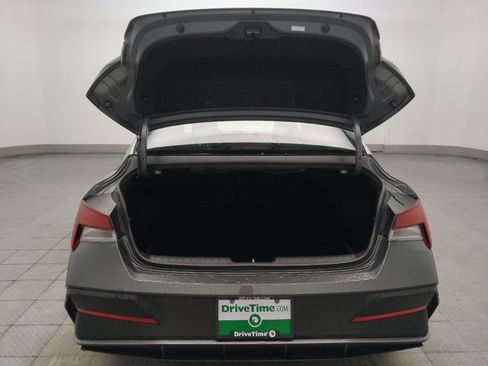 Used 2025 Hyundai Elantra Sport FWD image 29