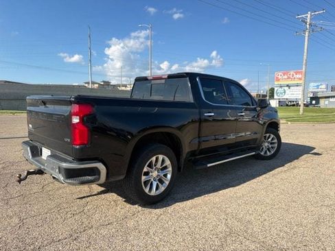 Used 2020 Chevrolet Silverado 1500 LTZ w/ LTZ Plus Package AWD/4WD image 4
