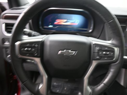 Used 2023 Chevrolet Tahoe Z71 w/ Z71 Off-Road Package AWD/4WD image 14