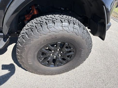Used 2024 Ford Bronco Raptor w/ Interior Carbon Fiber Pack 6 image 12