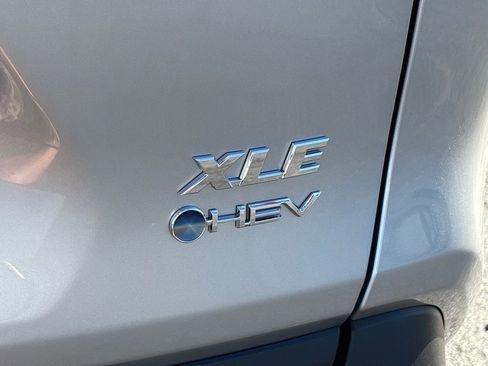 New 2025 Toyota RAV4 XLE image 30