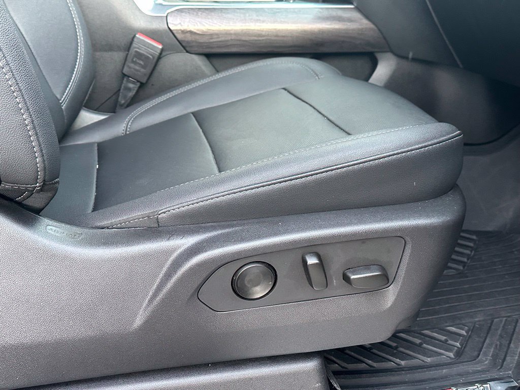 Used 2023 Chevrolet Silverado 1500 LTZ w/ LTZ Premium Package AWD/4WD image 19