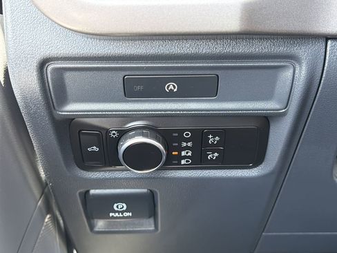 Used 2025 Ford F150 XL RWD image 22