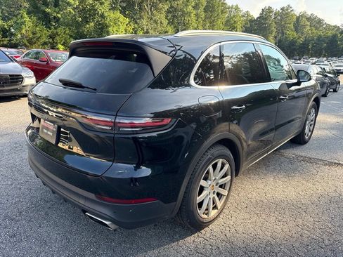 Used 2019 Porsche Cayenne AWD/4WD image 5