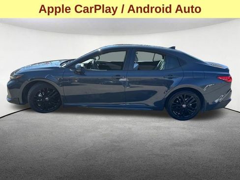 Used 2025 Toyota Camry SE FWD image 7
