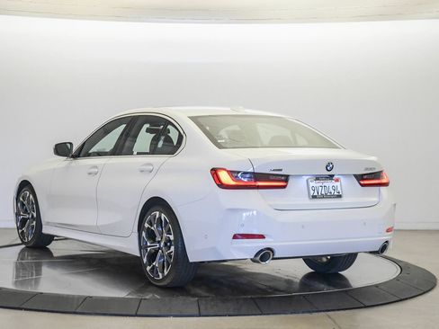 Used 2026 BMW 330i xDrive Sedan w/ Premium Package AWD/4WD image 2
