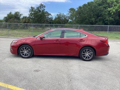 Used 2016 Lexus ES 350 w/ Navigation System Package FWD image 9